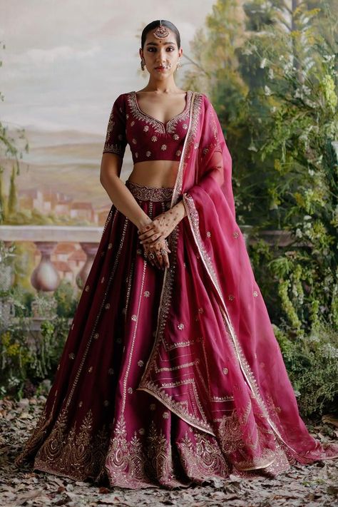 Buy Jigar Mali Collection | Lehengas, Sarees for Women Online - Aza Fashions Jewel Tone Lehenga, Silk Lehenga Designs Latest, Lehnga Designs Indian Weddings Simple, Engagement Lehenga Indian, Lehanga Blouses Modern Design, Burgundy Lehenga, Bridal Lehenga Maroon, Eye Embroidery, Engagement Lehenga