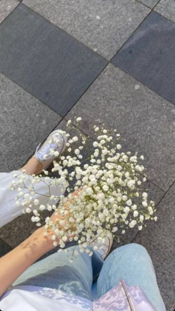 Funny Quotes Wallpaper, Audrey Hepburn Photos, Pretty Mess, Boquette Flowers, Baby Breath, Art Quotes Inspirational, Nothing But Flowers, Flower Therapy, Flower Quotes