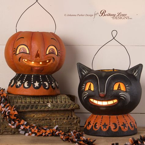 Lantern Paper, Vintage Halloween Art, Jack Lantern, Paper Mache Pumpkins, Cat Candy, Bethany Lowe Designs, Casa Halloween, Halloween Kunst, Halloween Folk Art