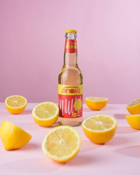 Bottle Photoshoot Ideas, Bottle Drink Photography, Water Bottle Photoshoot, Lemonade Photoshoot, Bottle Product Photography, Bottle Photoshoot, Lemonade Bottle, Bottle Photography, Bottle Shoot