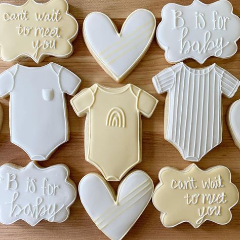 Baby Sugar Cookies Decorated, Gender Neutral Cookies Decorated, Baby Royal Icing Cookies, Baby Cookies Decorated, Gender Neutral Baby Shower Cookies, Onsie Cookies Royal Icing, Baby Shower Royal Icing Cookies, Onesie Cookies Decorated, Baby Sugar Cookies