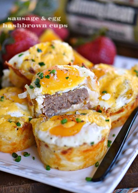 Sausage and Egg Hash Brown Cups are the perfect easy breakfast for busy weekday mornings or a casual weekend brunch. The cheesy hashbrown cup is filled with a sausage patty and topped with an egg for a filling and delicious breakfast any day of the week! Serve with fresh fruit for a tasty breakfast to remember! // Mom On Timeout #breakfast #recipe #sausage #egg #hashbrowns #cheese Hash Brown Egg Cups, Sizzle Steak Recipes, Hash Brown Cups, Best Homemade Biscuits, Steak Dinners, Mom On Timeout, Sausage Hash, Homemade Biscuits Recipe, Recipes Steak