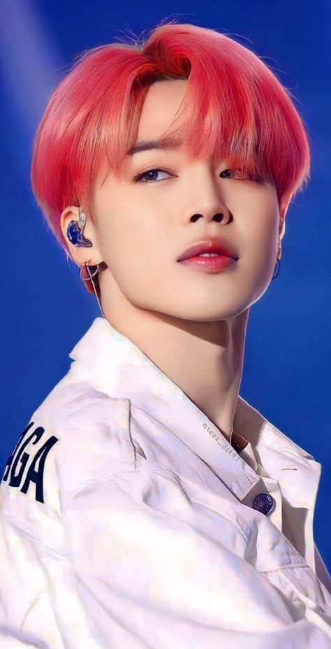 Jimin Pink Hair, Bts Army Logo, Jimin Pictures, Bts History, Park Jimin Bts Wallpaper, Jimin Funny, Park Jimin Cute, Jimin Wallpaper, Bts Jimin Funny