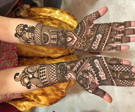 85+ Unique Mehendi Designs Highly Admired On Instagram Husband Name Mehndi Designs, Trending Bridal Mehendi Designs, Design Of Mehndi, Traditional Henna Designs, Mehendi Photography, Traditional Mehndi Designs, Wedding Henna Designs, Indian Henna Designs, Mehandi Art