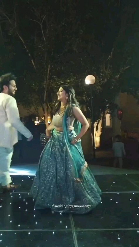 Couple Dance Songs Wedding, Indian Couple Dance, Wedding Somgs, Couple Dance Songs, Dance Goals, Bride Groom Dancing, Wedding Dances, Couple Dance Videos, Couple Dance