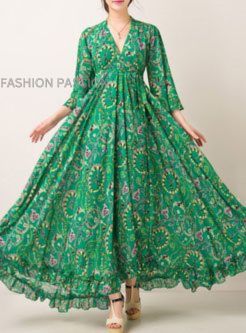 Top Trending Lawn Maxi Frock New Collection 2023 | All New Design | Fashion By Hashu @ Top Treading For More Designs Click on our YouTube link....?😇 Bandhani Dress, Ethno Style, Frock Fashion, Frock For Women, Long Frocks, Bohemian Maxi Dress, Saree Dress, Frock Design, Designs For Dresses