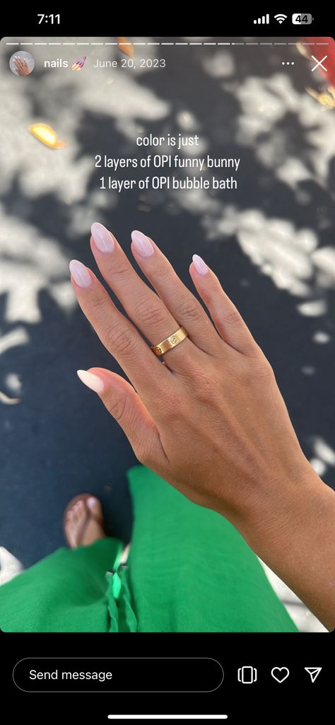 Short Simple Dip Nails, Short Coffin Wedding Nails For Bride, Dip Powder Nails Bridal, Natural Dip Nail Colors, Beige Nail Inspo Acrylic, Best Nails For Proposal, Nails For Bridesmaid Simple, Almond Nails Gel Polish, Wedding Nails For Bride Short Almond