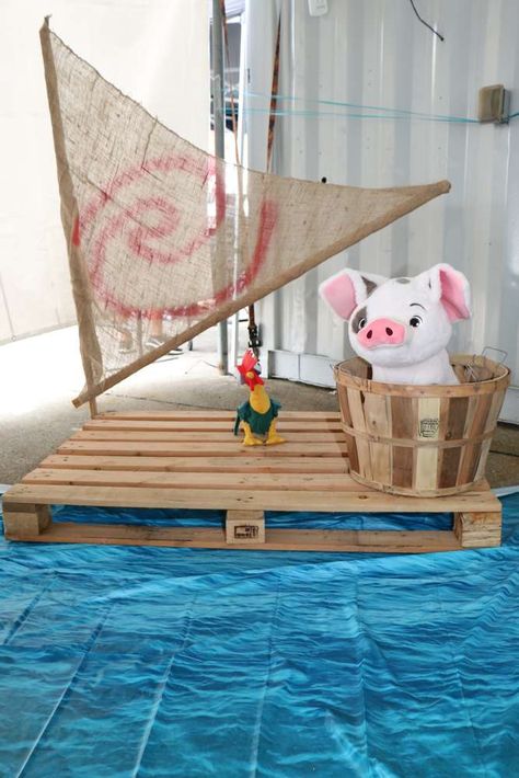 Moana Sailboat, Hawai Party, Moana Boat, Disney Moana Birthday Party, Moana Birthday Party Ideas, Moana Birthday Party Theme, Moana Theme Birthday, Festa Moana Baby, Moana Bebe