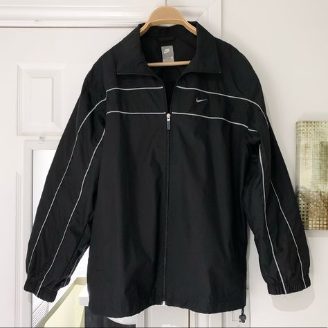 Nike Athletic Jacket Excellent Conditions Never Worn Double Layer Adjustable At The Waist 2 Pockets Size M Mens Nike Outfits, Athleisure Outfits Men, Nike Vintage Jacket, 90s Athleisure, Nike Tracksuits, Black Windbreaker Jacket, Vintage Nike Jacket, Adidas Wallpapers, Black Windbreaker