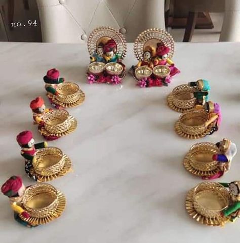 Cardboard Activity, Wedding Rukhwat, Diwali Decoration Lights, Subh Labh, Rakhi Hampers, Coconut Decoration, Wedding Packing, Diwali Diya Decoration, Ring Platter