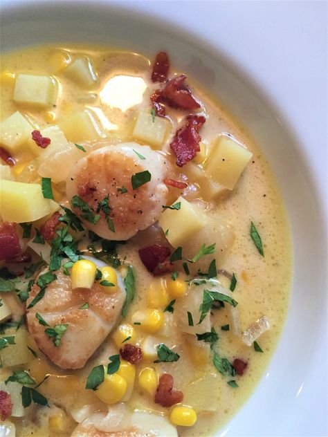 Scallop and Corn Chowder — Kitchen Bliss Scallops Soup Recipe, Scallop Corn, Scallop Chowder, Corn Chowder Soup, Scalloped Corn, Shrimp Chowder, Bacon Chowder, How To Cook Scallops, Fish Chowder