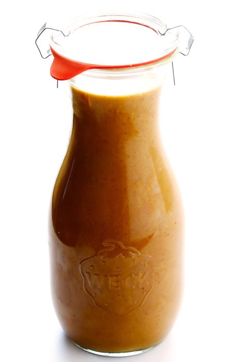 This Thai Peanut Dressing recipe is quick and easy to make, it can be used in all sorts of dishes, and it tastes downright irresistible! Thai Peanut Dressing, Carrot Dressing, Carrot Ginger Dressing, Salad Dressing Bottles, Maple Balsamic, Thai Peanut, Peanut Dressing, Gimme Some Oven, Ginger Dressing