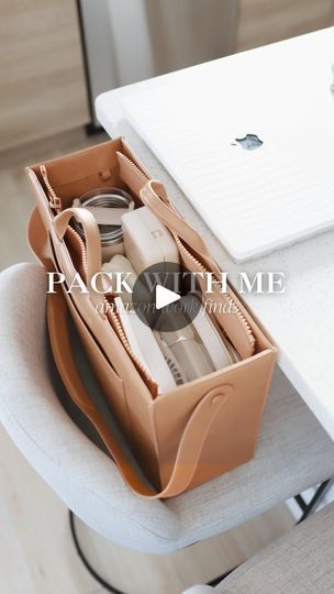 2.8M views · 95K reactions | Pack With Me: amazon work finds + favorite work tote + on-the-go essentials 

+ everything is on my @Amazon under “What’s In My Bag” & the tote bag is on my @LTK 

#whatsinmybag #packwithme #asmrpacking #worktotebag 

What was your favorite find? | EMILY LEAH | elevated cleaning, restocks, & routines | itsemilyleah · Original audio Pack My Work Bag With Me, Work Tote Bag Essentials, Office Bag Essentials, Best Work Bag, Womens Work Bag, Pack With Me, Teacher Bags, Work Tote Bag, Teacher Tote