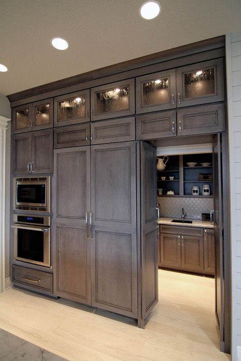 Kitchen Cabinet Plans, Bedroom Transitional, Hidden Pantry, Kitchen Transitional, Fancy Kitchens, Pantry Wall, Stairway Design, Kitchen Pantry Design, Hidden Rooms