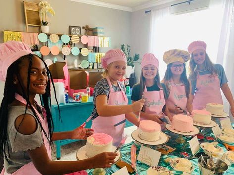 Baking Competition Birthday Party Ideas, Cake Decorating Party For Kids, 11 Year Birthday Party Ideas, Nailed It Birthday Party, Baking Birthday Party Ideas, Nailed It Party, Decorating Birthday Party, Kids Baking Party, It Birthday Party