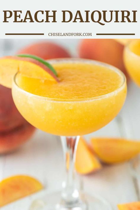 With fresh peaches, rum, maple syrup and lime juice, this peach daiquiri is the perfect fruity summer cocktail. #peachdaiquiri #peachcocktail #daiquiri | chiselandfork.com Frozen Peach Margarita, Peach Daiquiri Recipe, Fresh Drink Recipes, Fruity Summer Cocktails, Best Sangria Recipe, Donut Peach, Passion Fruit Margarita, Peach Daiquiri, Fruit Margarita