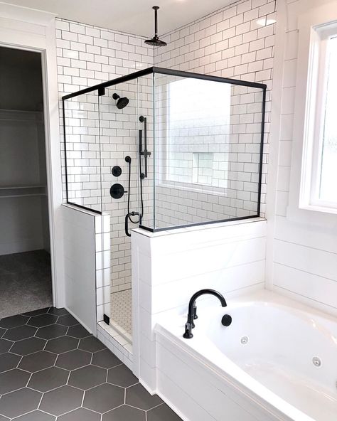 Makeover Kamar Mandi, Eagle Crest, Bathroom Redesign, Master Bath Remodel, Bathroom Remodel Designs, Bathroom Remodel Shower, Tub Shower, Upstairs Bathrooms, Shower Remodel