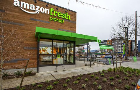 Supermarket Design Interior, Big Modern Houses, Amazon Fresh, Herb Plants, Commercial Design Exterior, Organic Food Store, Grocery Store Design, Organic Market, Amazon Marketing