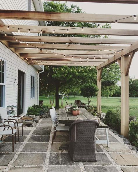 The Top 25 Patio Awning Ideas - Next Luxury Awning Ideas, Diy Patio Ideas, Lattice Patio, Diy Awning, Farmhouse Patio, Backyard Shade, Outdoor Awnings, Patio Canopy, Patio Shade