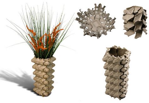 cool vase made of egg crate Best Spray Paint, Wedding Centerpieces Mason Jars, Burlap Mason Jars, Pallet Projects Furniture, Egg Carton Crafts, Egg Crates, Cardboard Sculpture, Egg Box, Mason Jar Wedding