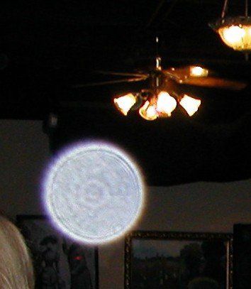 The phenomena of ‘orbs’ in photos Orbs Of Light, Orbs Spiritual, Orbs In Photos, Ghost Orbs, Purple Orb, Paranormal Aesthetic, Paranormal Photos, Light Language, Unexplained Phenomena