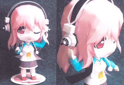 Soniani Super Sonico, Anime Papercraft, Gundam Cosplay, All Out Anime, Super Sonico, Anime Paper, Puppet Crafts, Paper Doll Template, Papercraft Templates