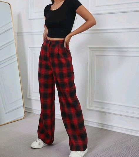 Red Plaid Pants Outfit, Checkered Pants Outfit, Pajama Pants Outfit, Red Pajama Pants, Aesthetic Plaid, Christmas Pj Pants, Plaid Pants Outfit, Pj Outfit, Plaid Pjs