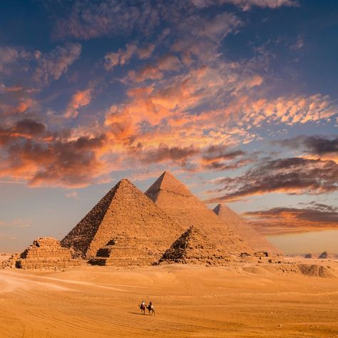 Great Pyramid of Cheops at sunset. Giza, Cairo, Egypt Pyramids Egypt, Travel Noire, Visit Egypt, Wellness Travel, Explore Canada, Egypt Travel, Cairo Egypt, Stonehenge, Giza