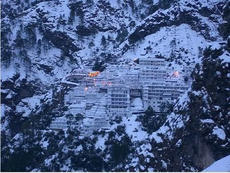 vaishno devi temple Vaishno Devi Temple, Vaishno Mata, Sanatan Dharam, Temple India, Offline Mode, Vaishno Devi, Places To Visit In India, Amazing India, Union Territory