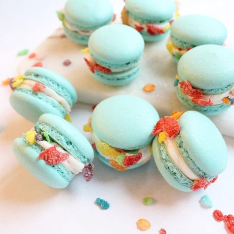 Hilltop Cookie Shop LLC on Instagram: “Fruity pebble macarons with cereal milk cream cheese icing😋💙 I haven’t made macarons in a while but decided to give them another try.…” Fruity Pebbles Macarons, Cereal Macarons, Fruity Pebble, Cookie Shop, How To Make Macarons, Cereal Milk, Milk Cream, Cream Cheese Icing, Fruity Pebbles