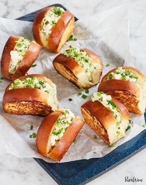 Mini Lobster Rolls Summer Appetizer Recipes, Lobster Roll Recipes, Mothers Day Dinner, Summer Food Party, Lobster Recipes, Superbowl Snacks, Summer Appetizer, Lobster Roll, Best Appetizers