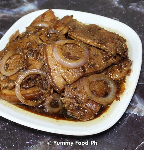 Filipino Fried Pork Chop Recipes, Fried Pork Steak Recipes, Pork Blade Steak Recipes, Pork Chop Filipino Recipe, Fried Porkchop, Recipes For Pork Chops, Pork Steak Recipes, Filipino Pork Bbq, Recipes For Pork