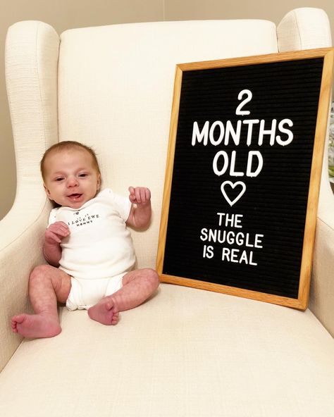 2 Month Old Photo Shoot At Home, One Month Old Letter Board, 7 Month Old Letter Board, 2 Month Milestones Pictures, 2 Months Old Photoshoot, Three Month Old Letter Board, Five Months Old Letter Board, 3 Month Old Milestones Photo Shoot, 3 Month Old Milestones Letterboard