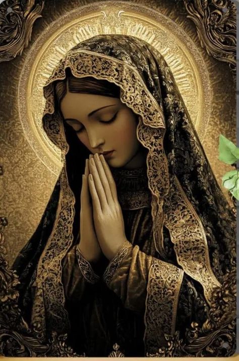 Mexican Catholic Art, Virgin Mary Picture, Mother Mary Pictures, Blessed Mother Statue, Tears Art, Virgin Mary Art, Mother Mary Images, Images Of Mary, Jesus Christ Artwork