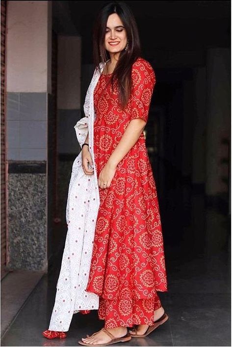 Rayon kurti with bottom and duppta Ethnic Beautiful Red Bandej Print kurti with Red plazzo for Girls&Women #PlazzoSet #DesignerKurti #RayonKurti #PartywearKurti #FloralKurti #PrintedKurti #StylishKurti #KurtiPlazo #KurtiDress #Kurti डिजाइनर कपड़े, Indian Kurti Designs, Bandhani Dress, Cotton Salwar Kameez, Indian Designer Suits, Long Kurti Designs, Salwar Kamiz, Cotton Kurti Designs, Indian Gowns Dresses