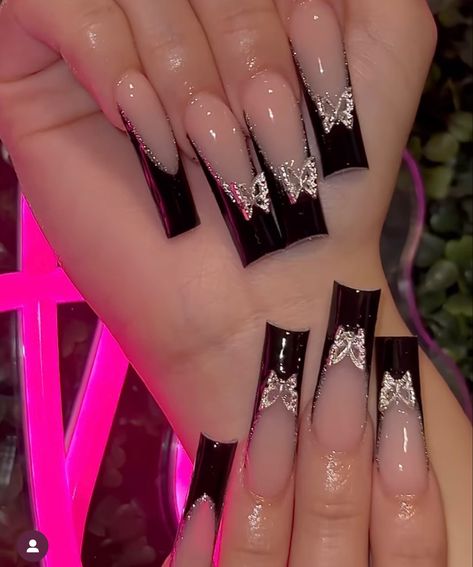 Girly Acrylic Nails, Shiny Nails, Black Nail Designs, Unique Acrylic Nails, Nail Swag, Bling Acrylic Nails, Acrylic Nails Coffin Short, Pink Acrylic Nails, Square Acrylic Nails