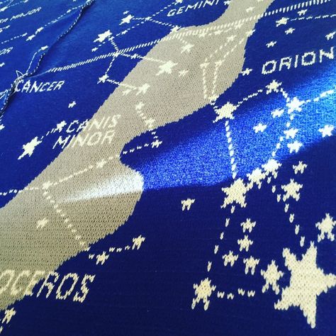 A Massive, Knitted Tapestry of the Galaxy: Software Engineer Hacks a Knitting Machine & Creates a Star Map Featuring 88 Constellations | Open Culture Constellation Crochet, Knitting Gloves Tutorial, Sarah Spencer, Machine Stitches, Trendy Knitting, Twisted Sister, Knitting Machine Projects, Crochet Blog, Star Map