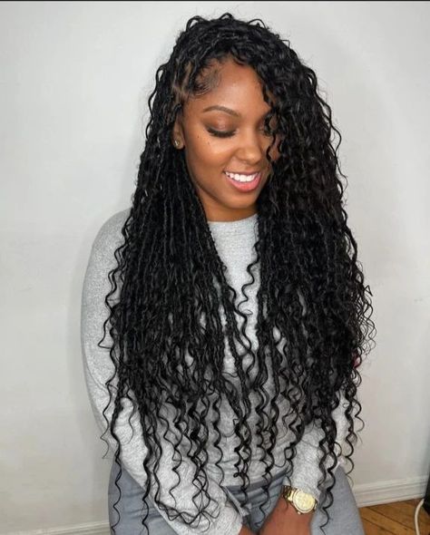 Boho Faux Locs With Curls, Bohemian Locs With Curls, Boho Locs With Human Hair, Soft Locs Bohemian, Soft Faux Locs Hairstyles, Soft Boho Locs, Boho Faux Locs Black Women, Boho Locs With Curls, Locks With Curls