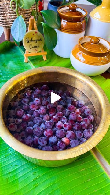 Grapes Juice Recipe, Grapes Juice, Grape Juice Recipe, Reaction Balls, Easy Dessert Recipes Quick, Boiled Water, Kerala Food, Recipes Quick, Grape Juice