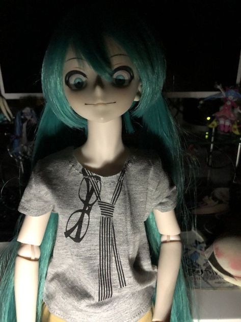 Creepy Miku Doll, Hatsune Miku Doll, Miku Doll, Miku Hatsune Chibi, Miku Chan, Miku Hatsune Vocaloid, Rick Astley, Scary Dolls, Vocaloid Characters