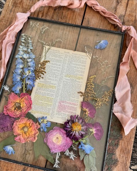 Did you know you can include special items with your pressed or preserved flowers? 😍 💡 Here’s some ideas - A wedding photo - a photo of a loved one - sheet music from a sentimental song - wedding vows - lace from your wedding dress - ribbon Just let us know when you book and provide the special item. 😍 This piece has some special verses from a Bible from the 1800’s. Book your 2025 wedding in now. Comment BRIDE for more info. #bridetobe2025 #2025wedding #brisbanebouquetpreservation ... Wedding Flowers Preservation Ideas, Wedding Keepsake Ideas, Keepsake Ideas, Dress Ribbon, 2025 Wedding, Bouquet Preservation, Preserved Flowers, Gorgeous Wedding Dress, Saving Ideas