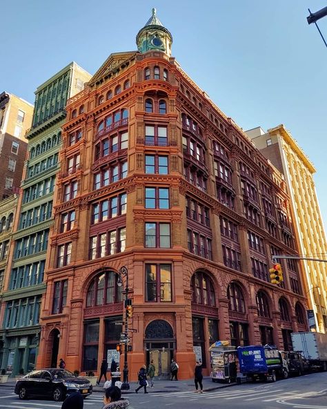 Autumn In New York, New York Aesthetic, Greenwich Village, Travel Bucket List, Manhattan, Multi Story Building, York City, New York City, Broadway