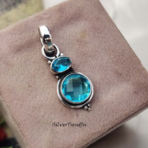 Aquamarine Benefits, Baby Necklace, Unique Pendant Necklace, Aquamarine Pendant, Natural Gemstone Ring, Pendant For Women, Aquamarine Gemstone, Gemstone Necklace Pendant, Long Pendant