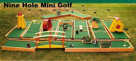 Mini Golf Ideas, Mini Golf Obstacles, Diy Mini Golf, Outdoor Mini Golf, Portable Mini Golf, Mini Putt, Indoor Mini Golf, Putt Putt Golf, Outside Games