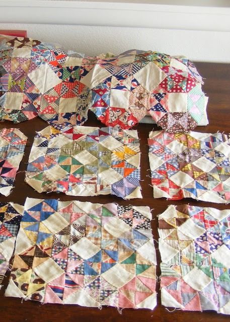 Cathy and Gayle have been making blocksinspired by these vintage beauties for a while now. Cathy calls hers Vintage Thingamajigs. Gayle calls hers Potato Chips.    Last July I decided I would join the Antique Quilts Patterns, Vintage Baby Quilt, Dottie Angel, Vintage Quilts Patterns, Triangle Quilts, Homemade Quilts, Scrap Fabric Crafts, Sewing Easy Diy, Scrap Quilt Patterns