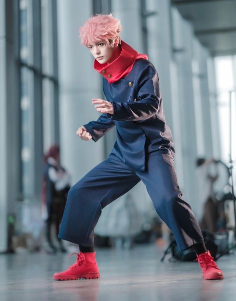 #itadori#anime #jjk #cosplay Jjk Cosplay Itadori, Yuji Itadori Cosplay Girl, Itadori Yuuji Cosplay, Itadori Haircut, Yuji Itadori Cosplay, Aesthetic Sheets, Yuji Cosplay, Jjk Cosplay, Jujutsu Kaisen Cosplay