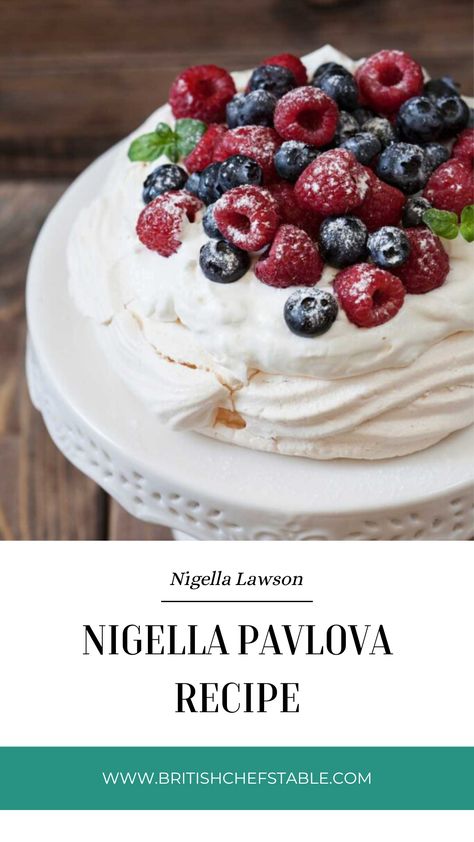 Nigella Pavlova Recipe Nigella Pavlova Recipe, Pavlova Nigella Lawson, Best Pavlova Recipe, Lemon Pavlova Recipe, Pavlova Ideas, Pavlova Recipe Easy, Best Pavlova, Australian Pavlova Recipe, Easy Pavlova