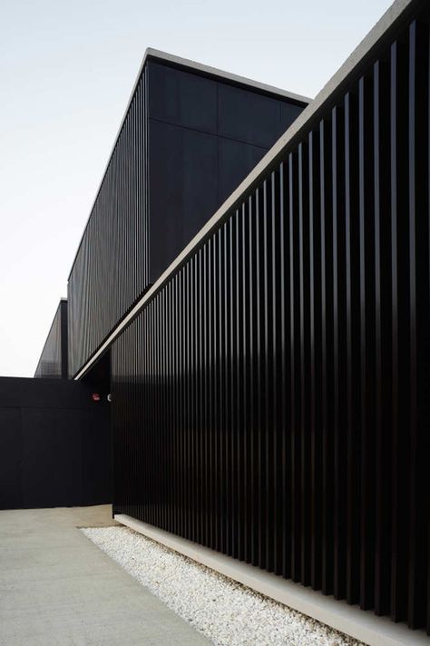 Shelter Home for the Homeless,© Iñaki Bergera Black Architecture, Corrugated Steel, Black Building, Black Houses, Metal Facade, Metal Cladding, Minimal Architecture, Building A Container Home, Industrial Architecture