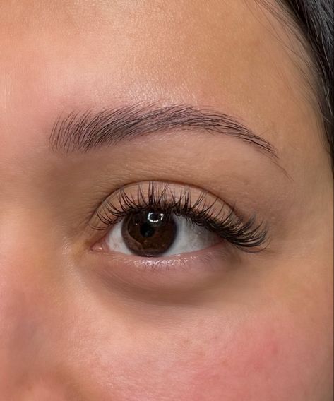 Wet set, wet mascara look
Natural volume set Minimal Lash Extensions, Wet Set Lash Extensions, Makeup Book, Natural Mascara, Wet Set, Minimal Makeup, Lash Extension, Lash Extensions, Morning Routine