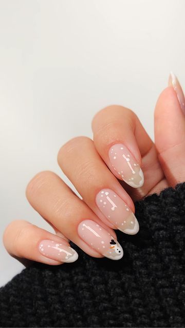 Snowman Nails, Winter Nails Acrylic, Christmas Nails Easy, Christmas Gel Nails, Casual Nails, Almond Acrylic Nails, Christmas Nails Acrylic, Short Acrylic Nails Designs, Festival Nails